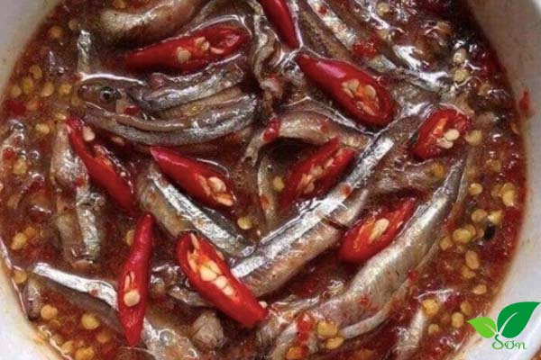 Cách làm ra mắm nêm nguyên con