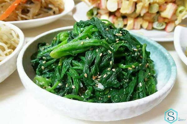 Rau chân vịt trộn kiểu Hàn Quốc