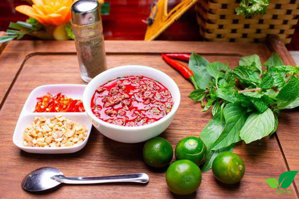 Ăn tiết canh dê, vịt, ngỗng... nhà tự làm vẫn mắc liên cầu khẩn lợn như thường