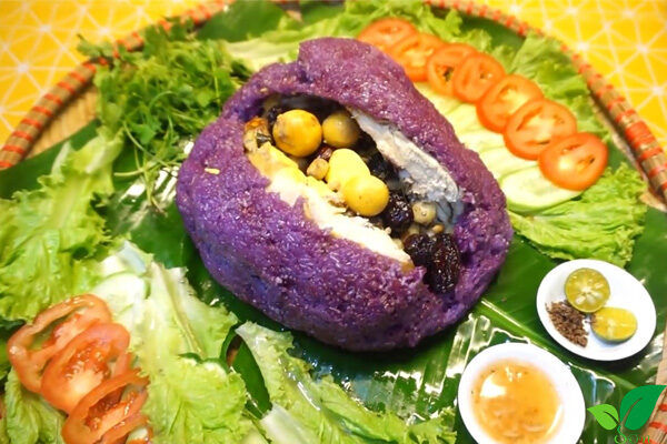 Gà bó xôi lá cẩm