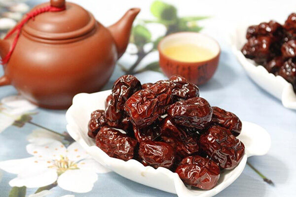 1 quả táo đỏ khô bao nhiêu calo